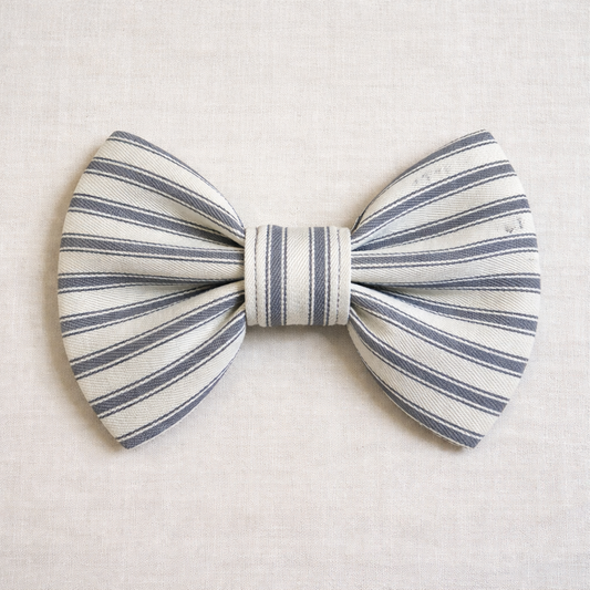 Heritage Stripe Doggy Bowtie - Grey