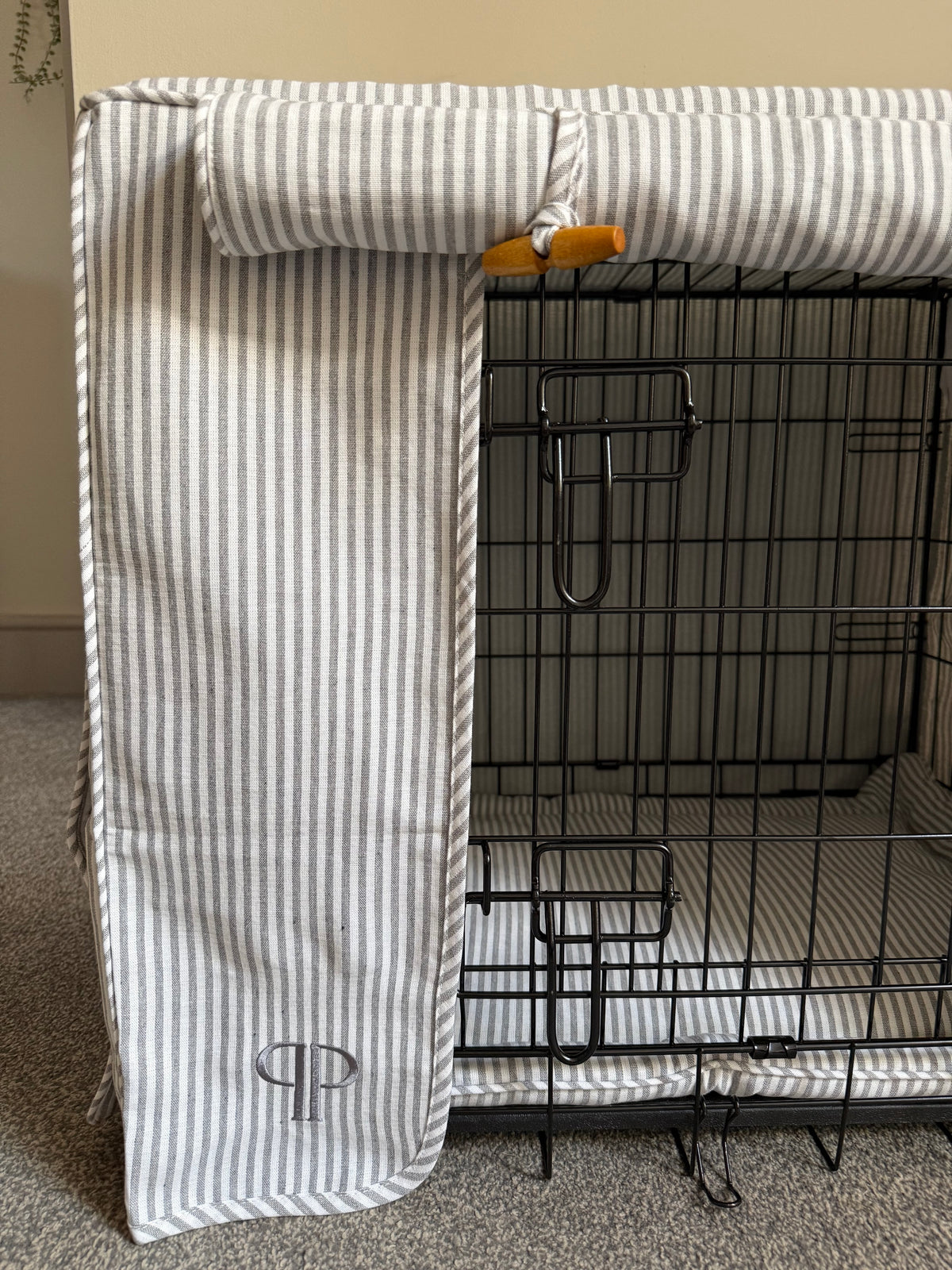 Complete Puppy 4 Piece Crate Set - Grey Heritage Stripe (save up to £40)