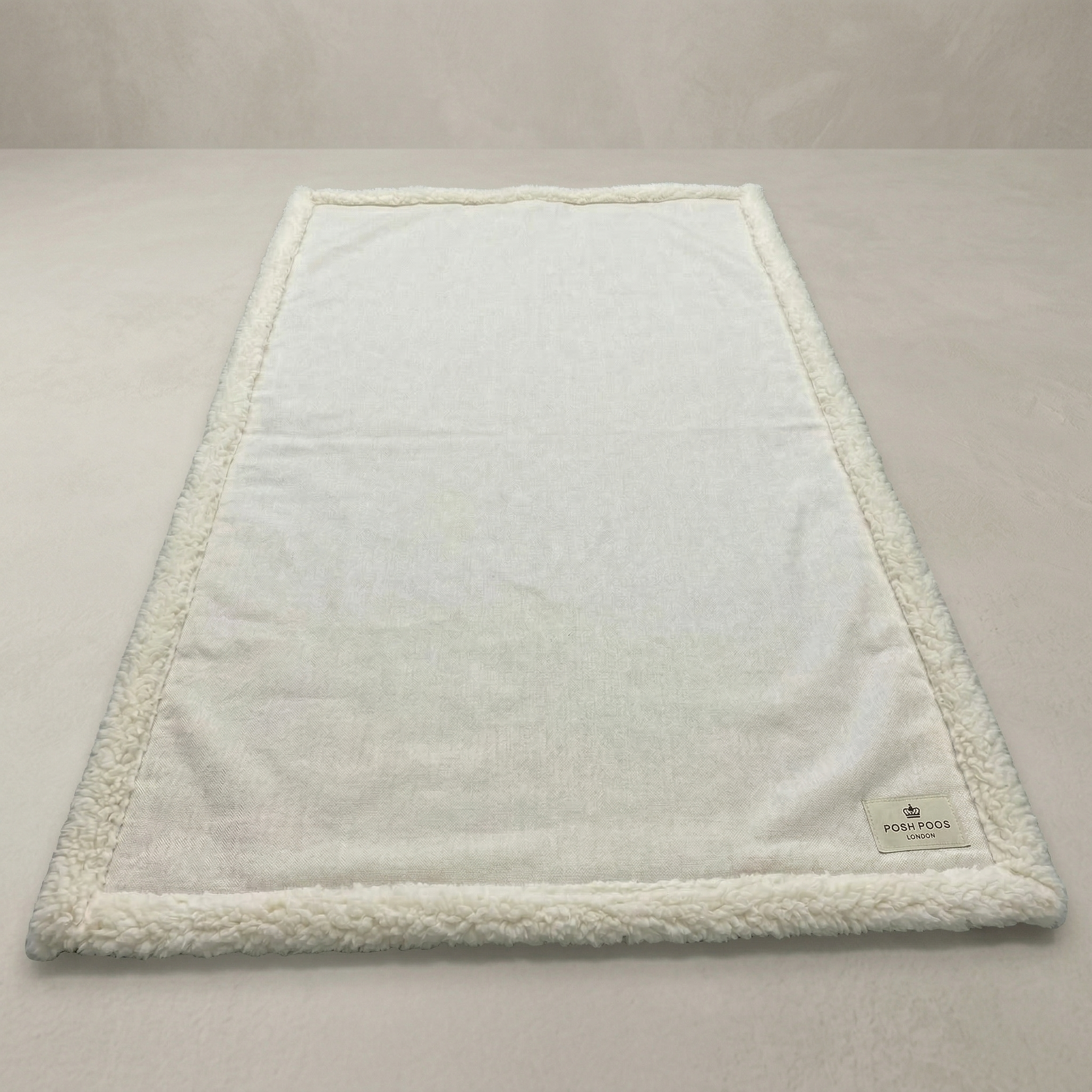 Ivory Monochrome Dog Blanket –with Sherpa | 70 × 100 cm - Ivory